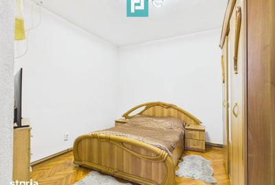 Casă cu 3 camere cu Canalizare în Central - 5