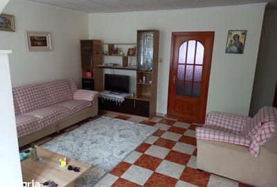 Casă cu 4 camere cu Teren 180 Mp în Central - 7