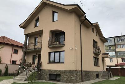 Casă cu 4 camere în Central - 4