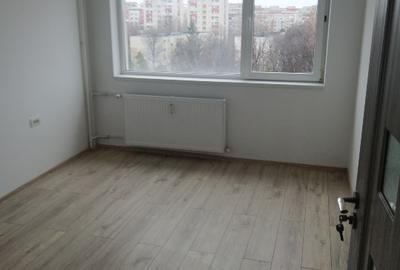 Apartament cu 2 camere semidecomandat în Berceni - 1