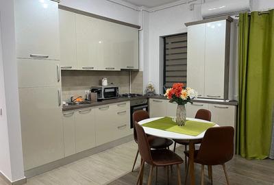 Apartament cu 2 camere decomandat în Central - 2