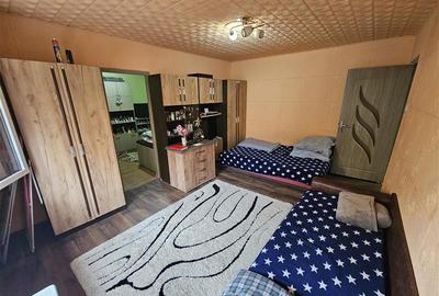 Apartament cu 2 camere nedecomandat, mobilat în Micro I - 12