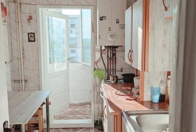 Apartament cu 2 camere semidecomandat, mobilat în Giurgiului - 3