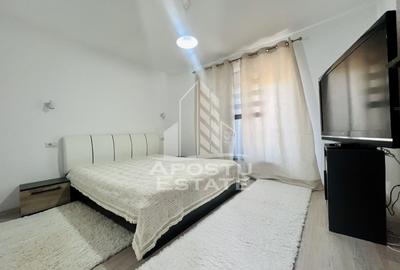 Casa cu 4 camere , 2 bai si curte proprie , in Dumbravita - 9