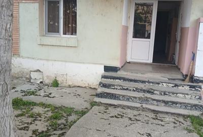 Apartament cu 3 camere în Central - 1