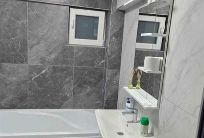 Apartament cu 4 camere decomandat în Central - 8