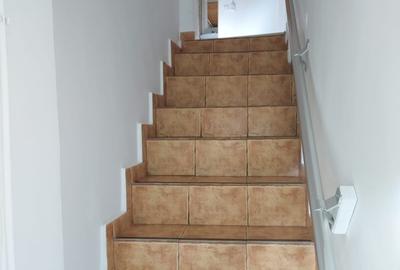 STEFAN CEL MARE-METROU,VILA PARTE SI ETAJ,6 CAMERE,150 MP,,990 EURO - 11