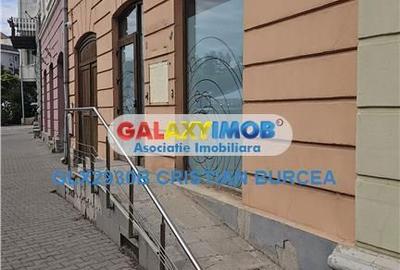 Spațiu comercial, de 221 mp, în Ultracentral - 8