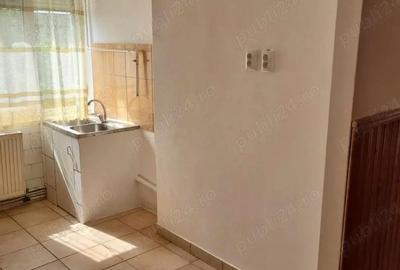 Apartament cu 3 camere semidecomandat în Central - 5