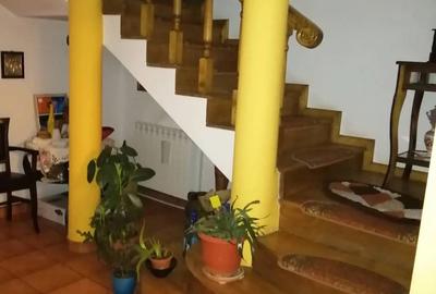 Casă cu 2 camere cu Teren 2800 Mp în Central - 5