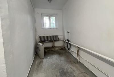 Spațiu comercial, de 125 mp, în Gruia - 4