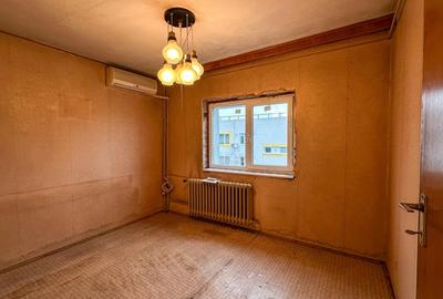 Apartament cu 4 camere decomandat în Rahova - 3