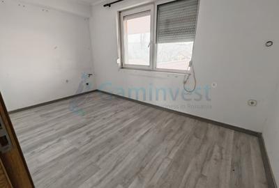 Spațiu comercial, de 521 mp, în Central - 4
