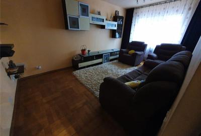Apartament cu 3 camere decomandat în Carol Davila - 1