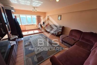 Apartament 2  camere decomandat Etaj 3 - 2
