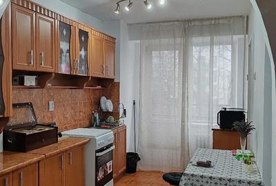 Apartament cu 3 camere semidecomandat în Cantemir - 5