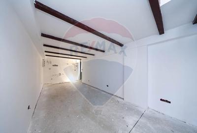 Birou, de 139.25 mp, în 13 Decembrie - 31