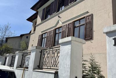Apartament cu 4 camere în Schei - 13