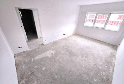 Apartament cu 4 camere semidecomandat în Micro 16 - 2