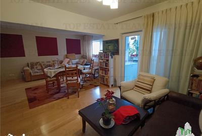 Apartament cu 3 camere decomandat în Grivița - 12