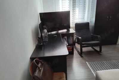 Vand apartament 3 camere decomandate. Vand apartament 3 camere decomandate. - 1