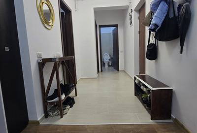 Apartament cu 2 camere semidecomandat în Olteni - 4