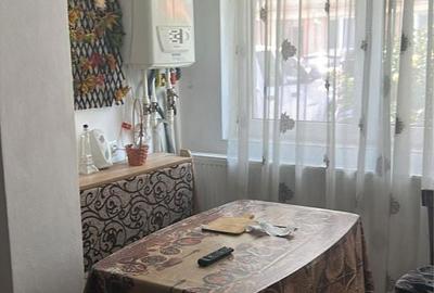 Garsonieră decomandată în Central - 7