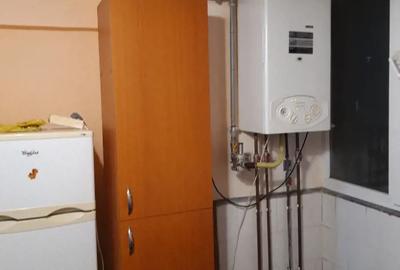 Proprietar vand ap 2 camere, etaj 2, cu centrala proprie, Lipovei 89 900 euro - 3