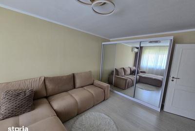 Apartament cu 2 camere decomandat în Rovine