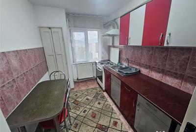 Apartament cu 2 camere semidecomandat, mobilat în Micro II - 18