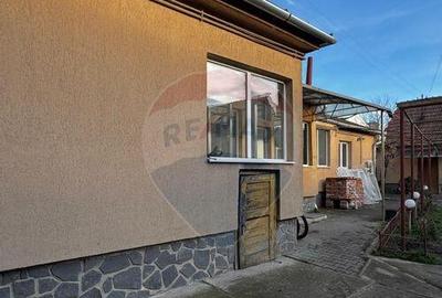 Casă cu 4 camere cu Teren 572 Mp în Central - 5