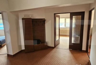 Apartament cu 5 camere decomandat în Trident - 10