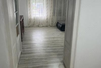 Casă cu 3 camere cu Teren 1454 Mp în Variaș - 4