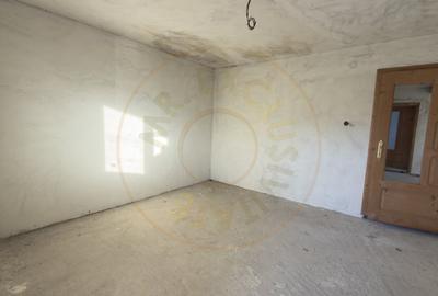 Casă individuală cu 5 camere cu Canalizare în Retevoiești - 15