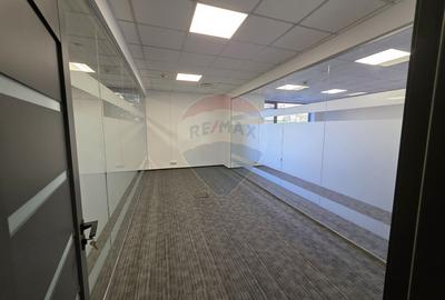 Spațiu comercial, de 300 mp, în Sala Palatului - 16