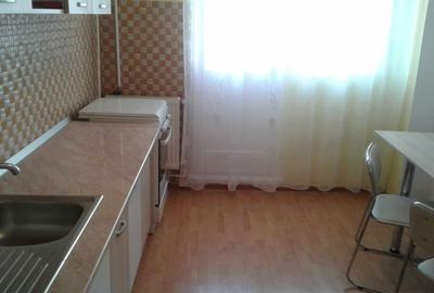 Apartament cu 2 camere decomandat în Central - 3