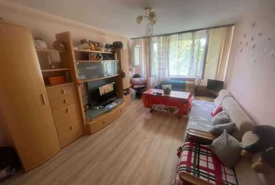 Garsonieră decomandată în Central - 7