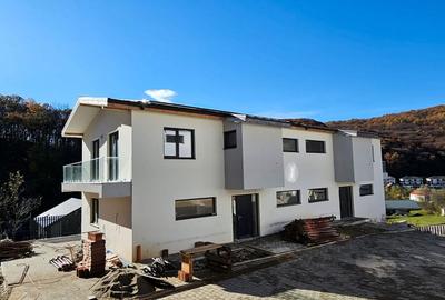 Casă tip duplex finisată, în apropierea Mănăstirii Tăuți - 1