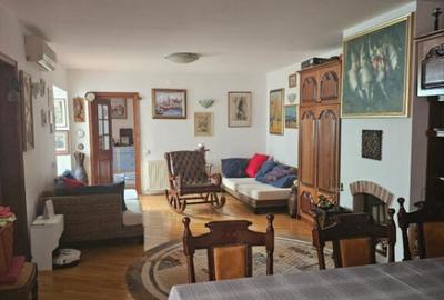 Casă cu 4 camere cu Teren 340 Mp în Trocadero - 4