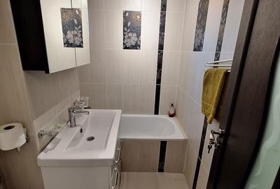 Apartament cu 3 camere decomandat în Drumul Carului - 2