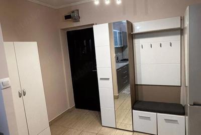 Apartament cu 2 camere semidecomandat în Central - 3
