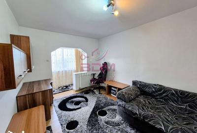 Apartament cu 3 camere semidecomandat în Central - 16