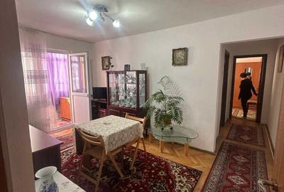 Apartament cu 3 camere decomandat în Ostroveni - 6
