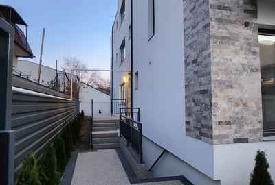 Apartament cu 2 camere decomandat în Obor - 3