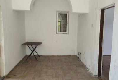 Apartament cu 2 camere decomandat în Traian - 4