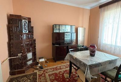 Casă cu 3 camere cu Teren 374 Mp în Central - 3