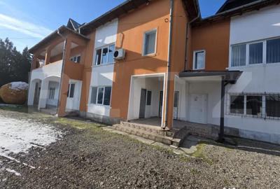 Spațiu comercial, de 250 mp, în Central