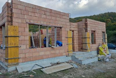 Casa noua ..cu 9 ari teren - 5