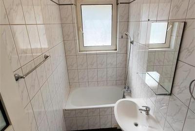 Garsonieră decomandată, mobilată în Tei - 12