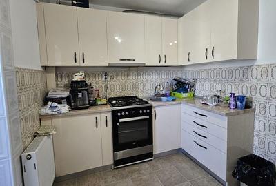 Apartament cu 3 camere decomandat în Rogerius - 4